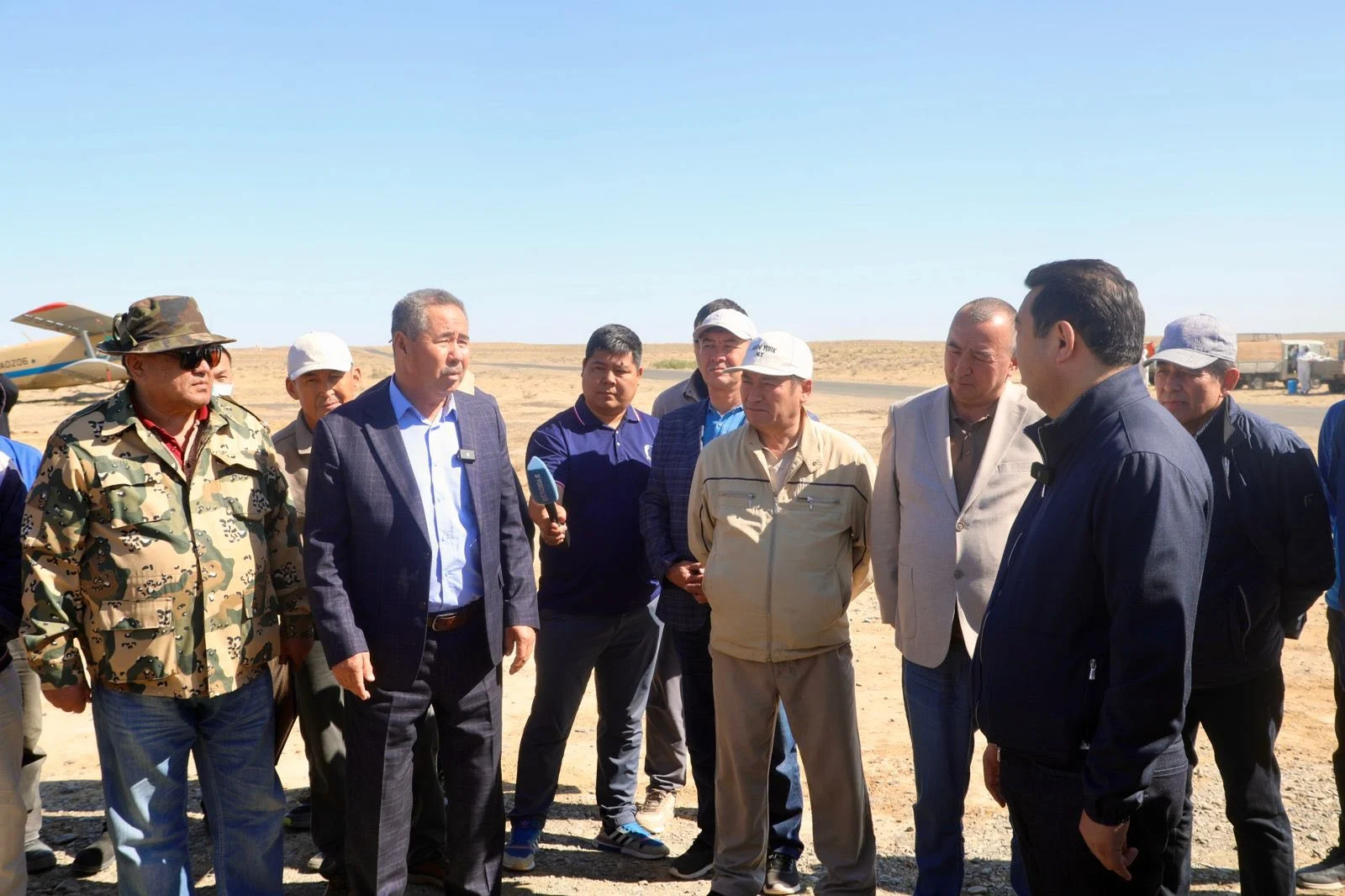 ҚР Ауыл шаруашылығы министрі Арал ауданындағы зиянкестерге қарсы өңдеу жұмыстарымен танысты