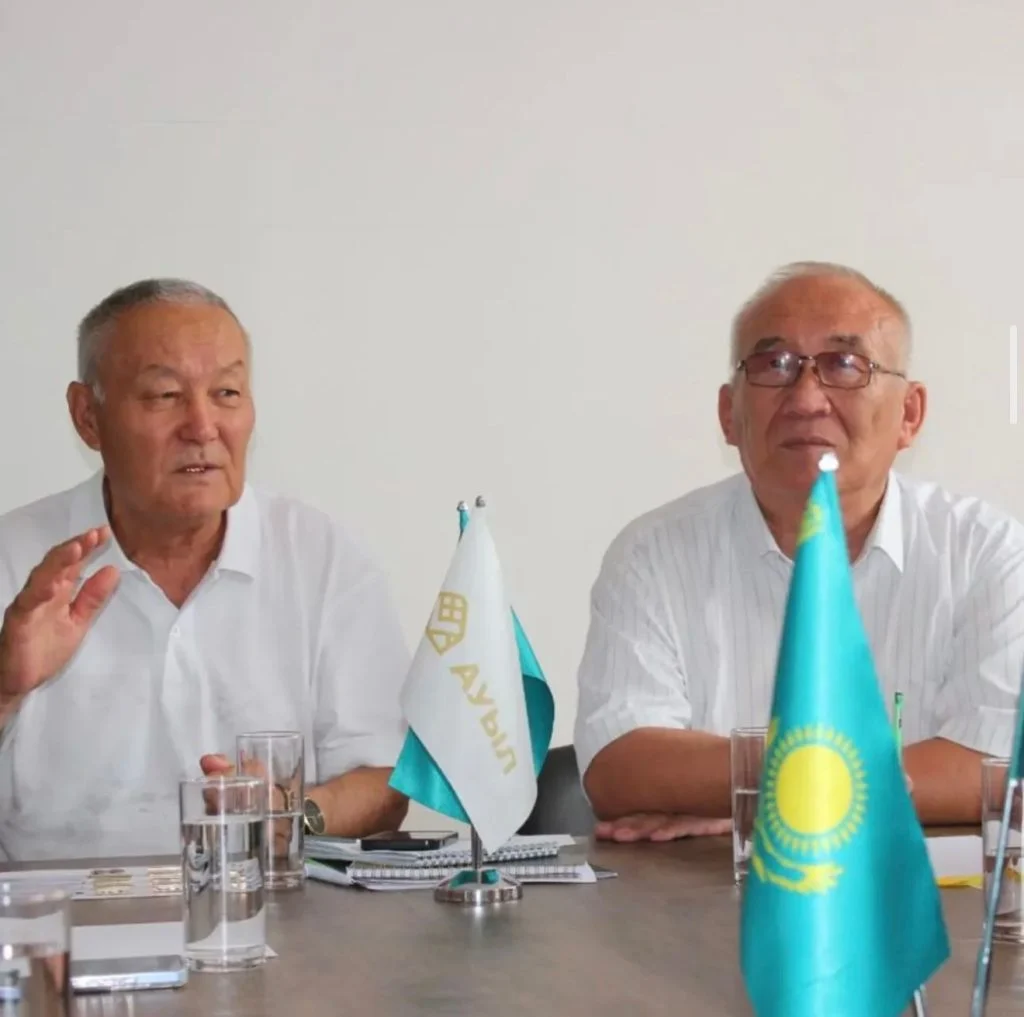 Партияға жаңа мүшелер қабылданды