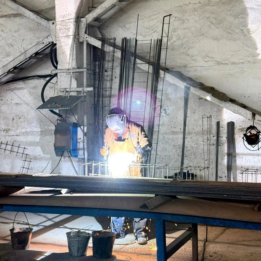 Қызылорда оқушылары өндіріс орнында: темір-бетон зауытының жұмысы мен қазіргі қарқыны