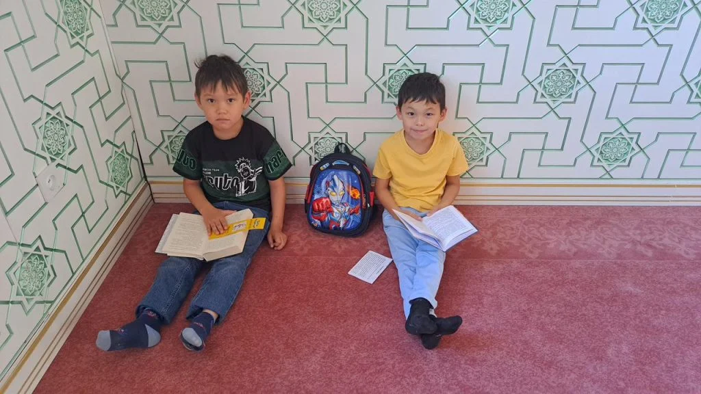 Бір жылда 84 кітап оқыған бүлдіршіндер