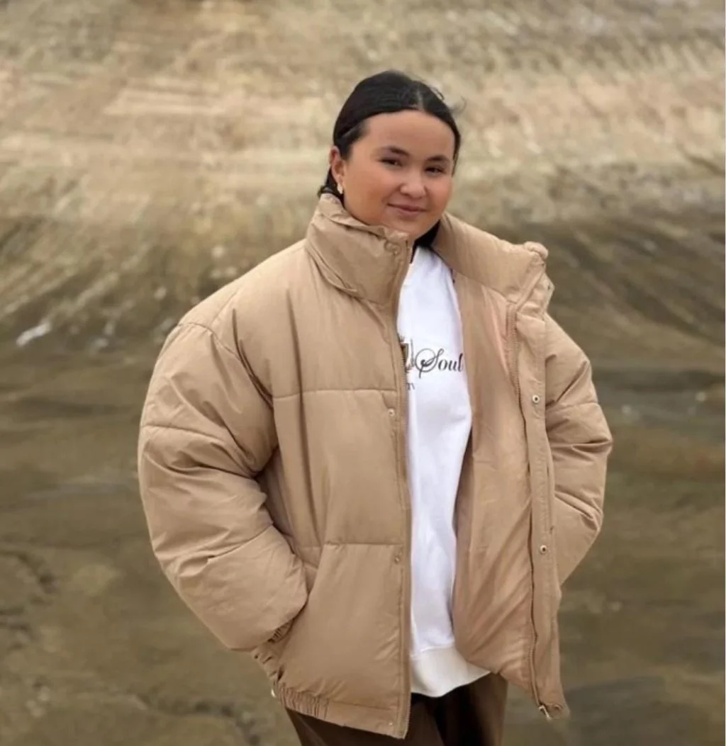 Кімге алғыс айтқыңыз келеді?