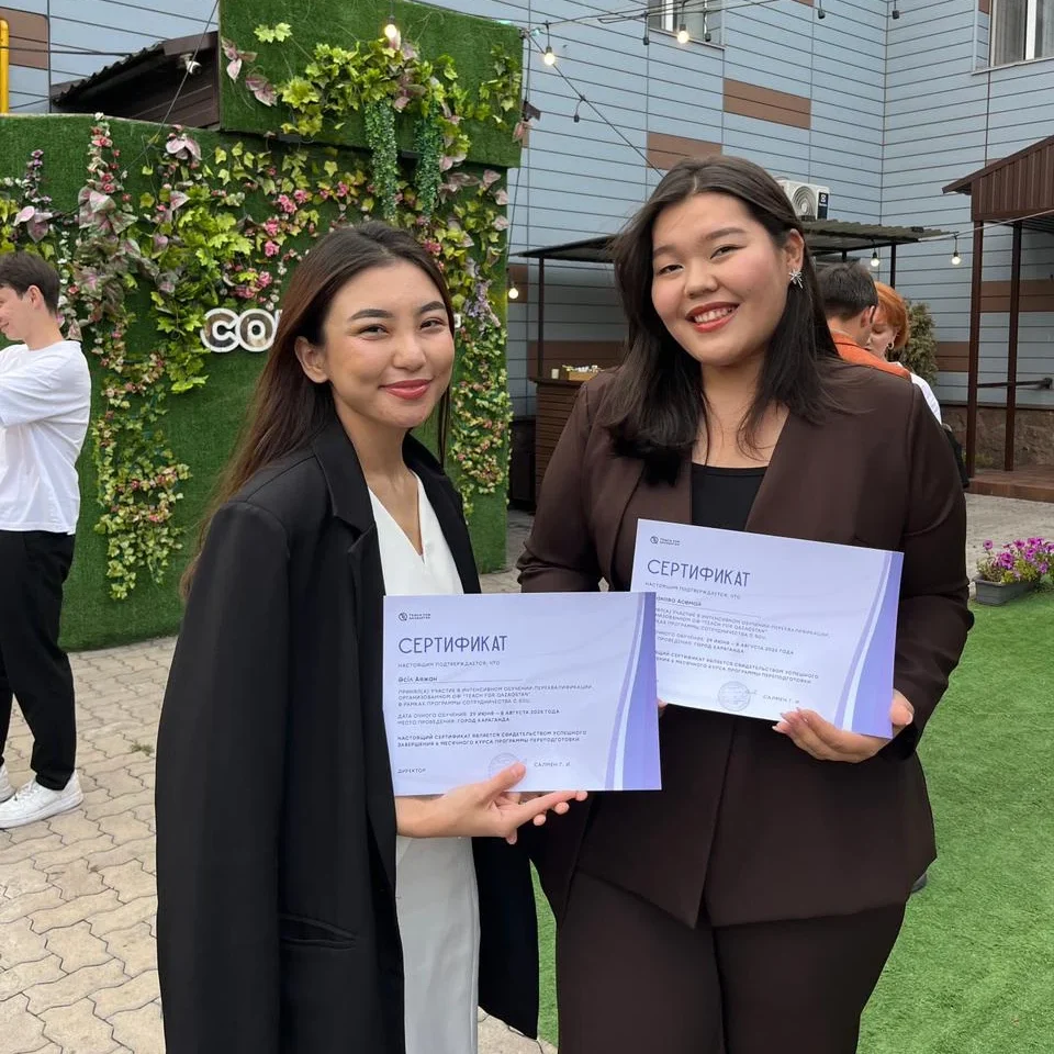 Аяжан ӘСІЛ: Қанша қиын болса да, адам болып қалуды ұмытпа