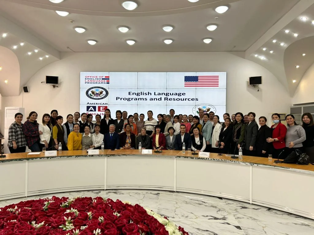 Ағылшын тілі әлемге есік ашады