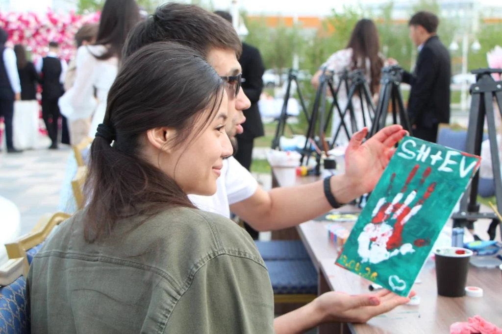 Екі жүрек: бір шаңырақ, бір өмір