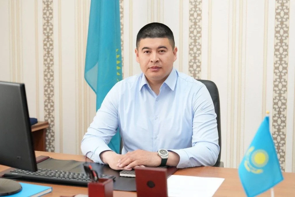 Ақ халатпен арманға бастаған