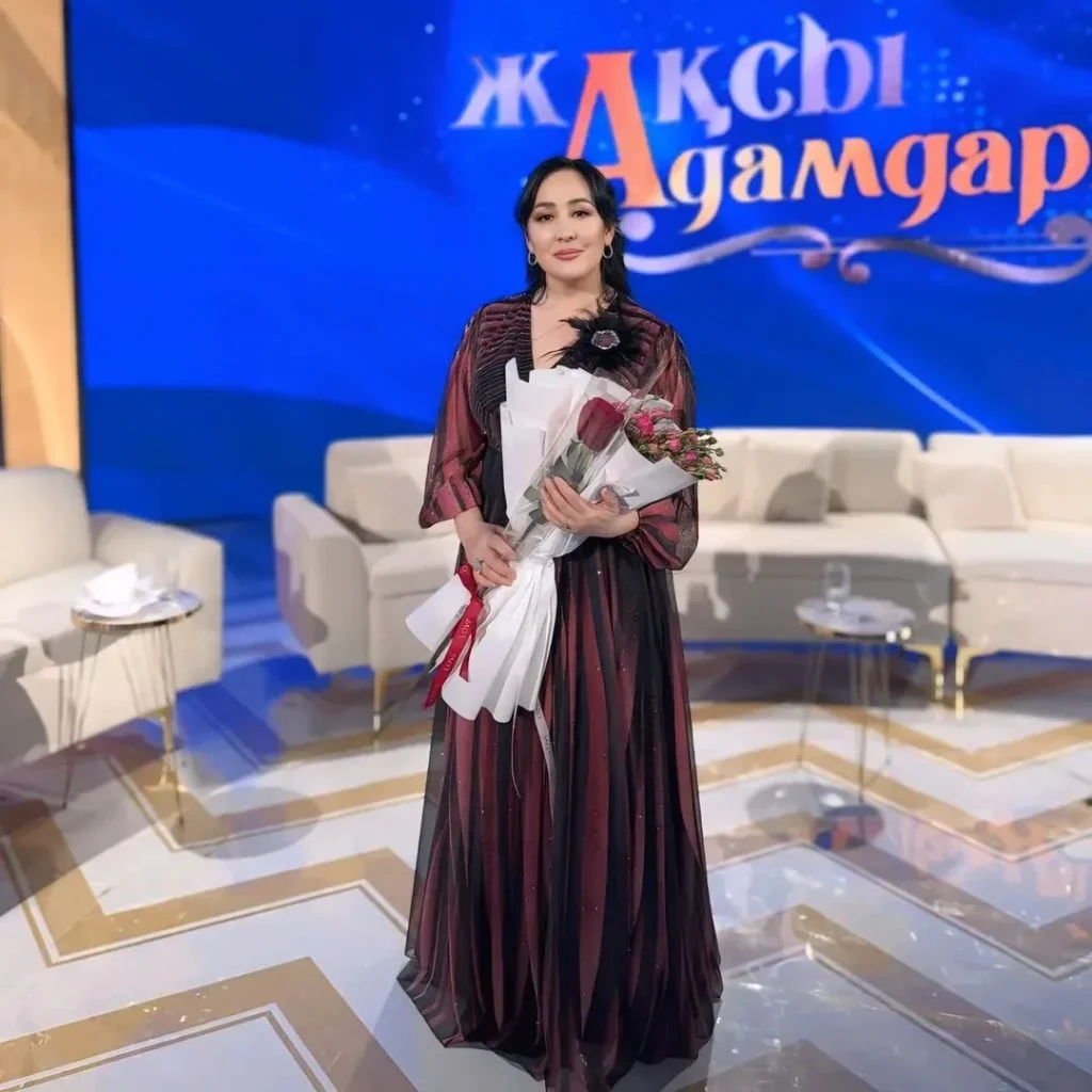 Индира ЕЛУБАЕВА: Саз да, сөз де - тәрбие құралы