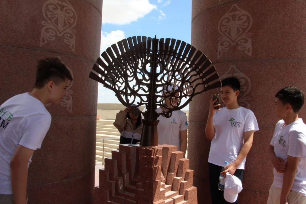 «Туған елге тағзым»: NIS оқушылары Қызылорда өңірінің тарихын зерттеді
