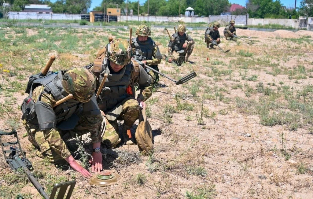 Жауынгерлік даярлықтың маңызды кезеңі: Қарулы күштердің әскери қызметшілері мамандық бойынша даярлыққа кірісті